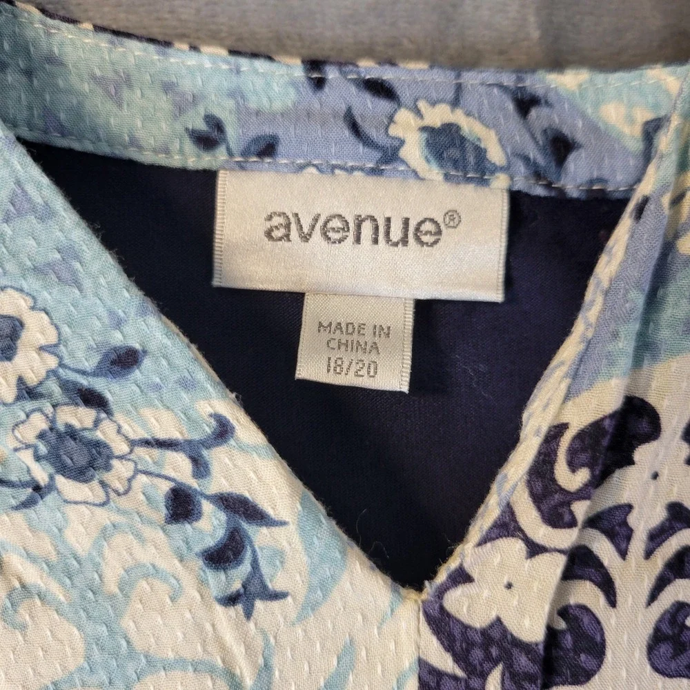 Avenue Womens Blue Patchwork Mixed Media Top‎ 18 20 Short Sleeve Boho Casual - Picture 2 of 10